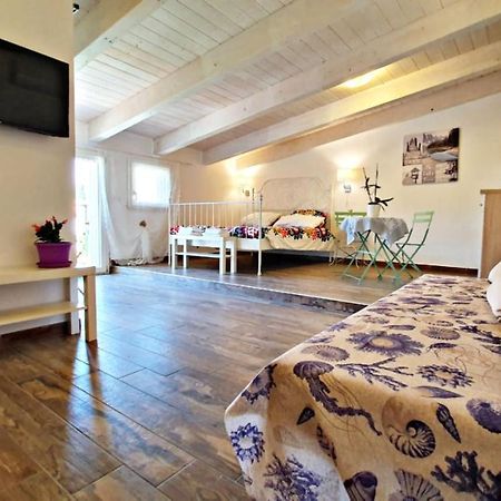 סקאורי B&B A Casa Di Antonella מראה חיצוני תמונה