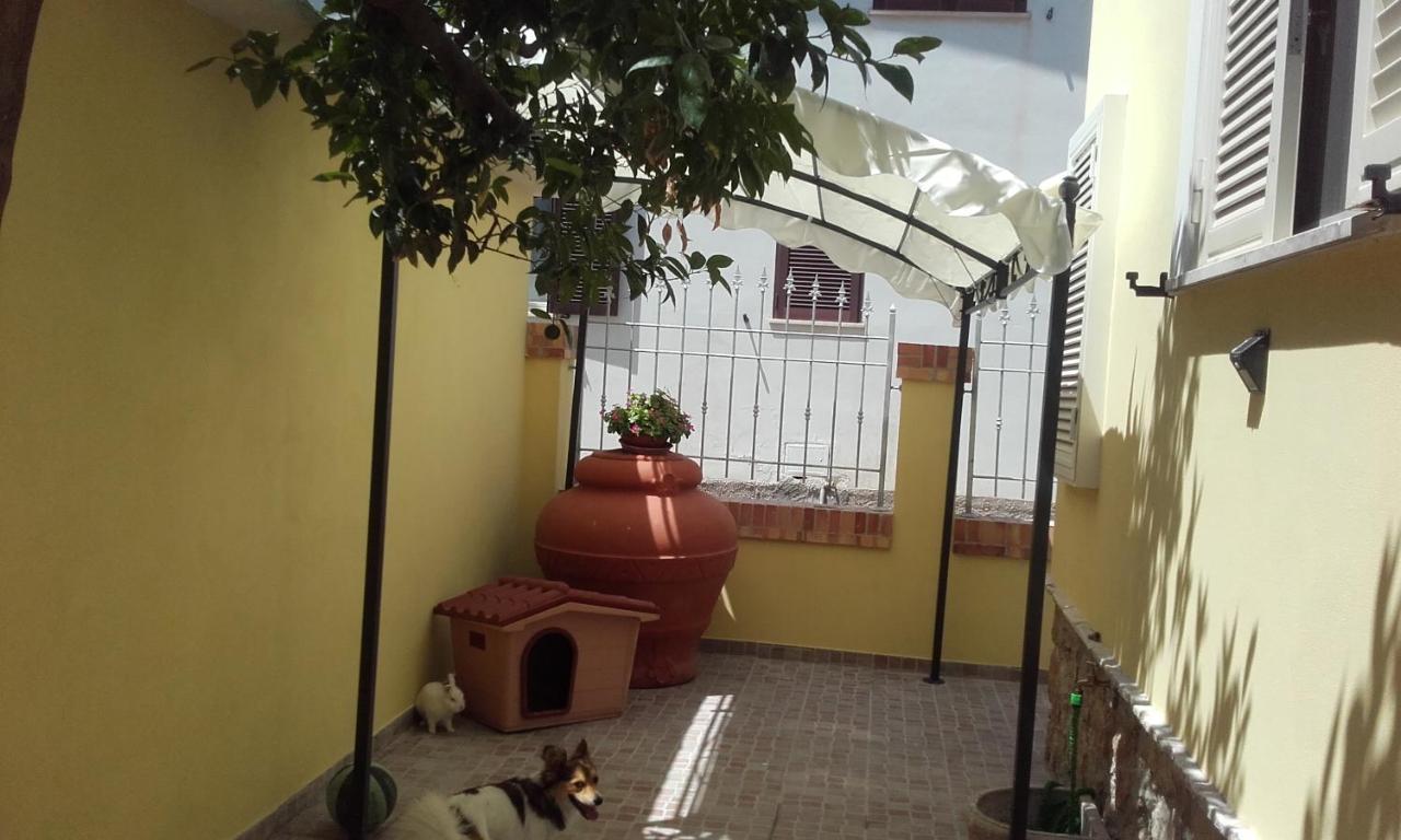 סקאורי B&B A Casa Di Antonella מראה חיצוני תמונה